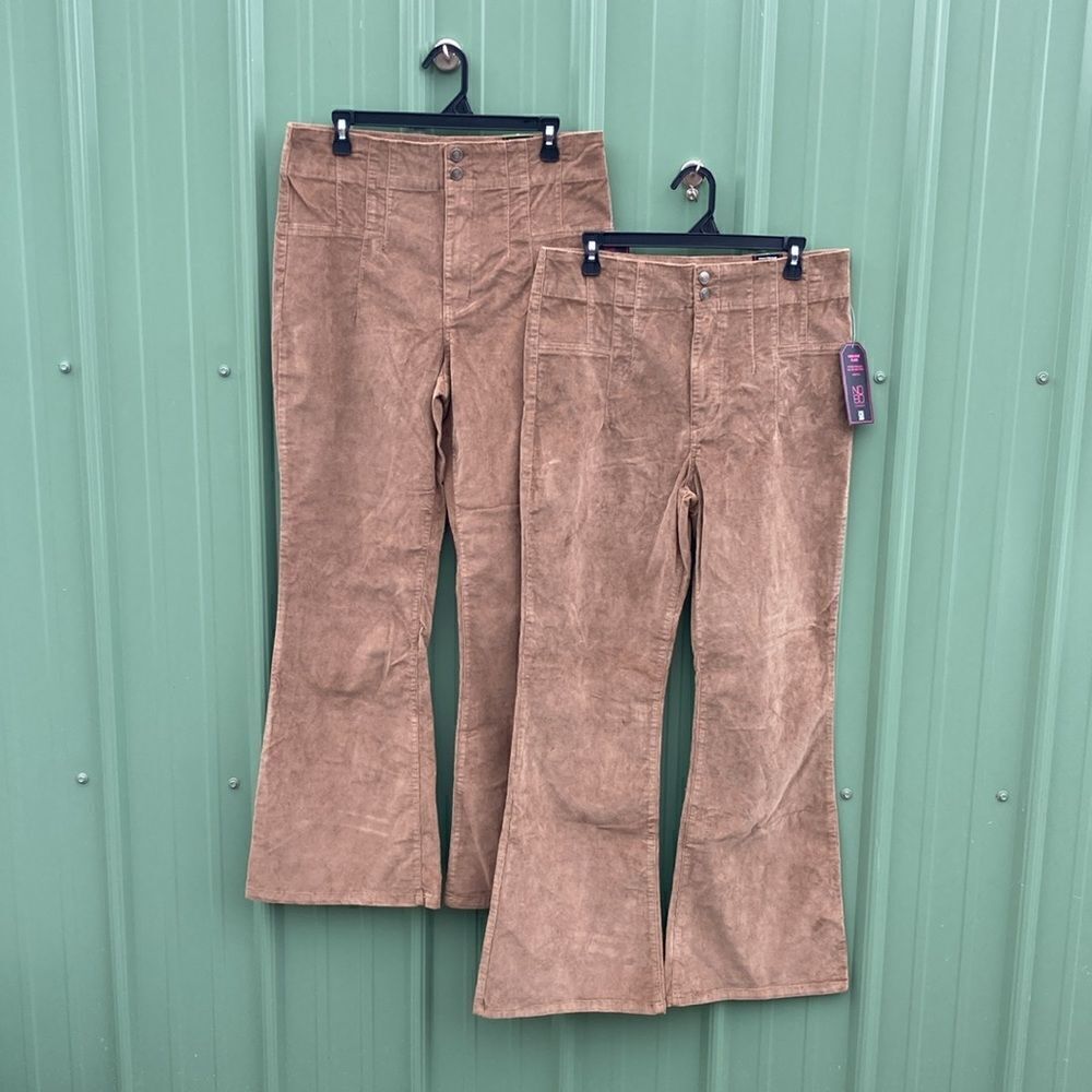 Women's Juniors Pintuck Flare High Rise Corduroy Pants Regular 2-Pack Size 15